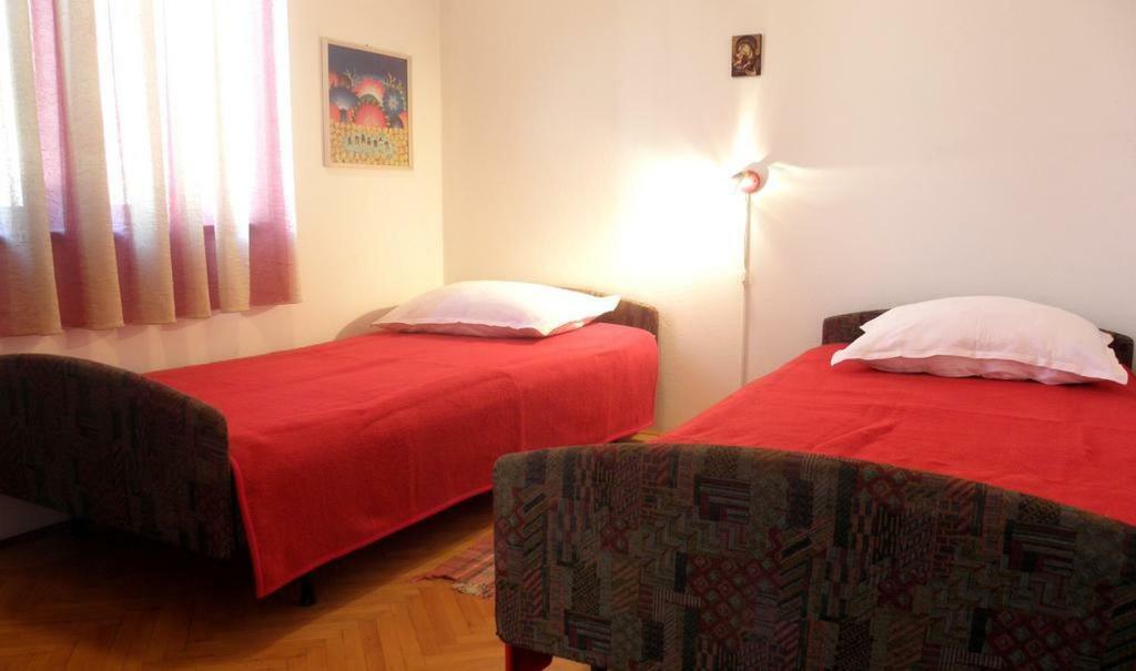 Apartmani Volga Petrcane Exterior foto